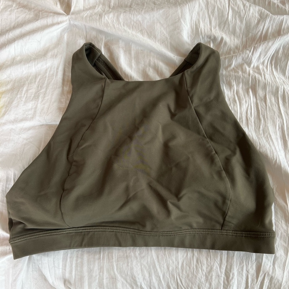 Lululemon energy bra size 8